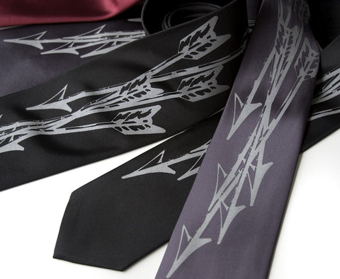 Quiver: Arrows Print Necktie