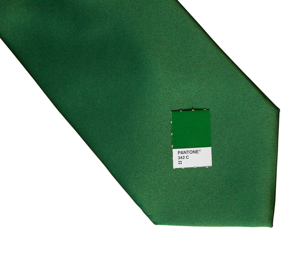 Emerald Green Necktie. Dark Green Solid Color Satin Finish Tie, No Print