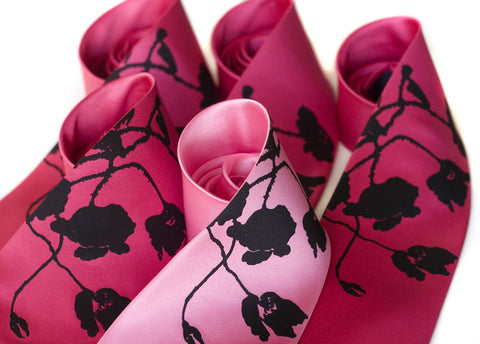 Poppies Silk Necktie. Floral print tie
