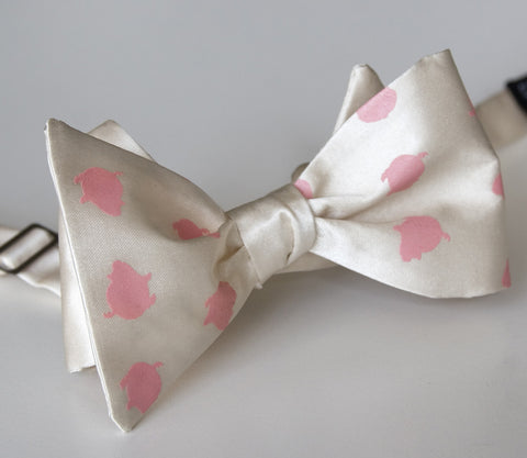Piggy Pattern Bow Tie. "Porkadot"