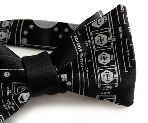 Space Shuttle Controls Bow Tie